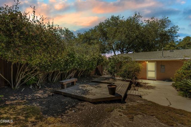 1485 E Avenida De Los Arboles, Thousand Oaks, CA 91360