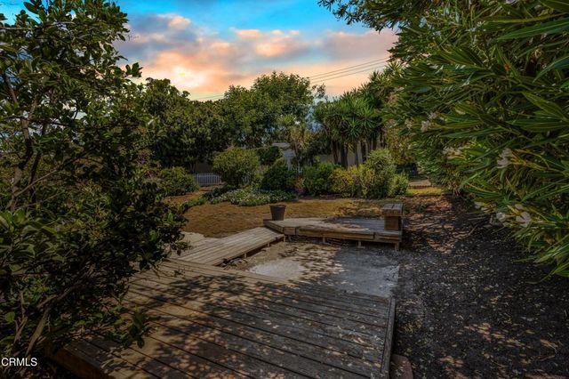 1485 E Avenida De Los Arboles, Thousand Oaks, CA 91360