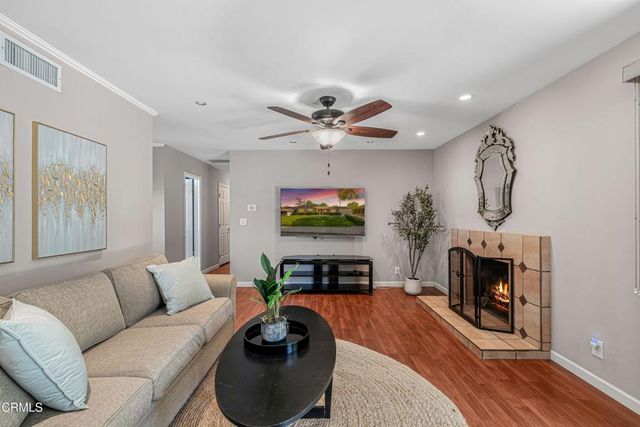 1485 E Avenida De Los Arboles, Thousand Oaks, CA 91360