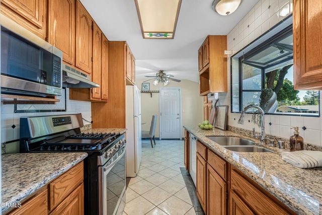 1485 E Avenida De Los Arboles, Thousand Oaks, CA 91360