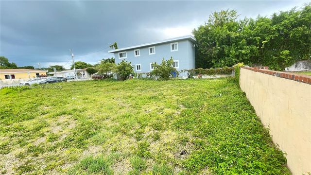 5030 NW 14th Ave, Miami, FL 33142