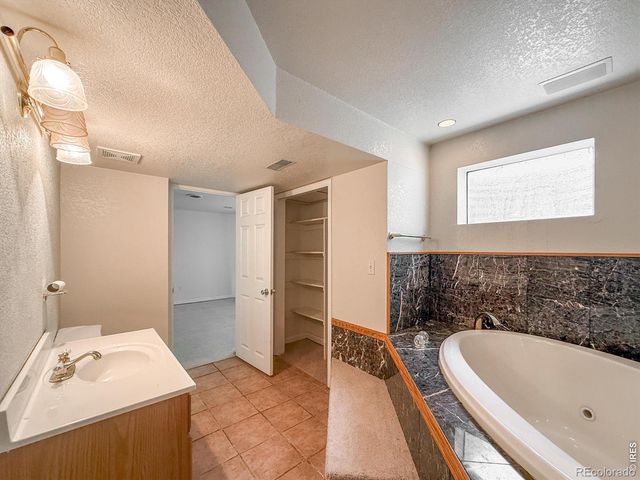 1703 Drake Street, Longmont, CO 80503