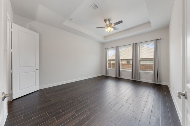 1102 Cordova Street, Mansfield, TX 76063