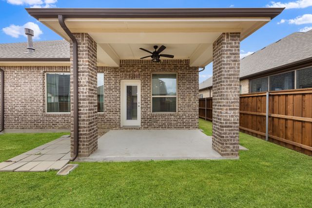 1102 Cordova Street, Mansfield, TX 76063