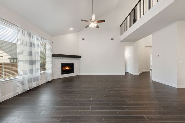 1102 Cordova Street, Mansfield, TX 76063