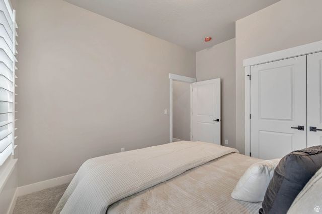 10816 S HAVEN LANDING DR, South Jordan, UT 84095