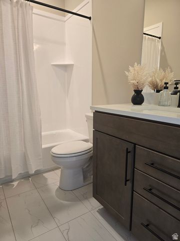 10816 S HAVEN LANDING DR, South Jordan, UT 84095