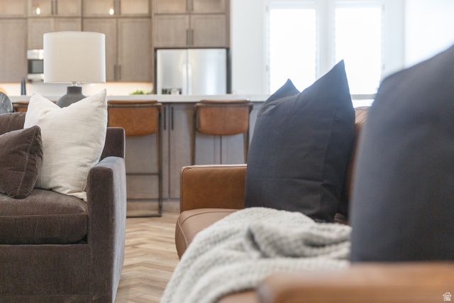 10816 S HAVEN LANDING DR, South Jordan, UT 84095