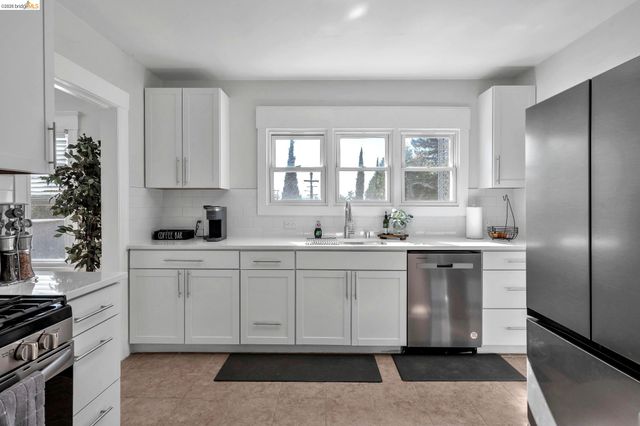15 Monte Vista Ave, Vallejo, CA 94590