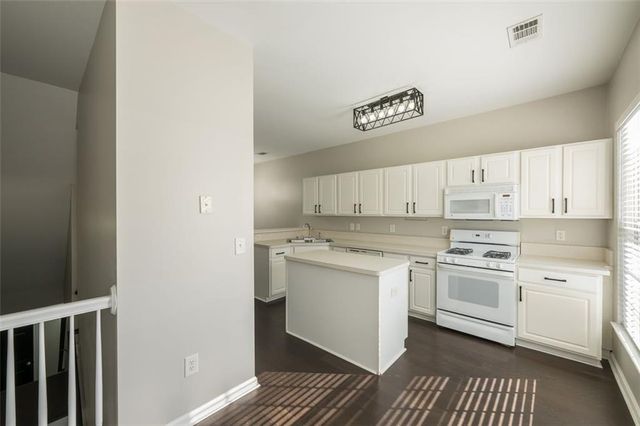 3177 MILL SPRINGS Circle, Buford, GA 30519