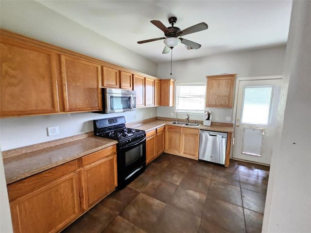 4672 Mather, Kyle, TX 78640