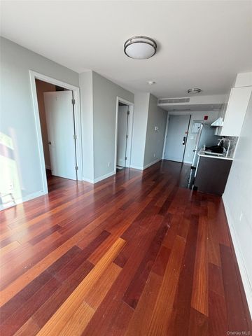 14238 37th Avenue 11A, Flushing, NY 11354
