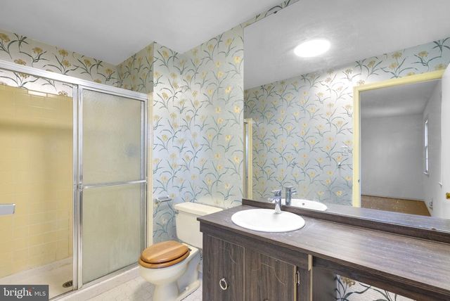 16 ETON OVERLOOK, Rockville, MD 20850