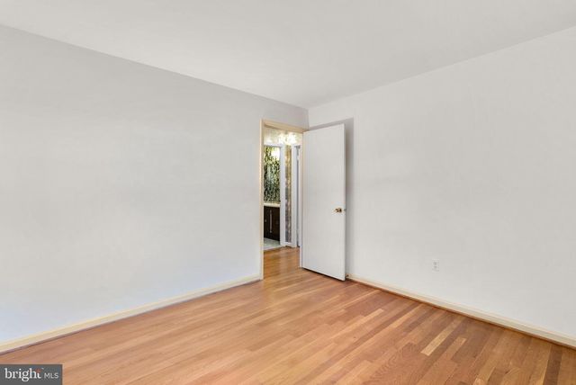 16 ETON OVERLOOK, Rockville, MD 20850