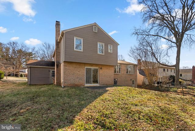 16 ETON OVERLOOK, Rockville, MD 20850