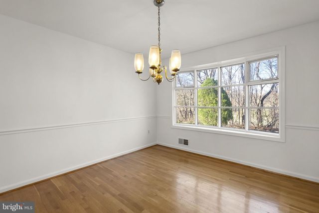 16 ETON OVERLOOK, Rockville, MD 20850