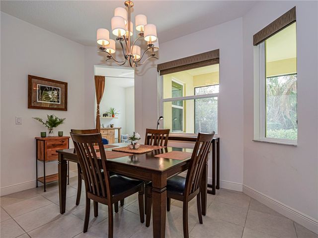 5945 Buttonwood Square, Vero Beach, FL 32966