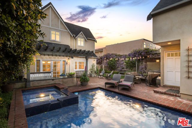 427 12th Street, Santa Monica, CA 90402