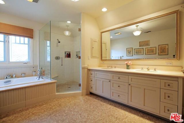 427 12th Street, Santa Monica, CA 90402