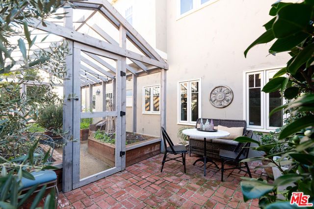 427 12th Street, Santa Monica, CA 90402