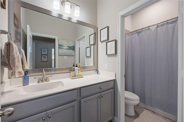 5622 Vintage Oaks Lane, Manvel, TX 77578
