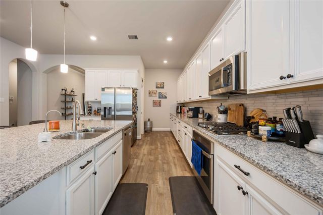 5622 Vintage Oaks Lane, Manvel, TX 77578