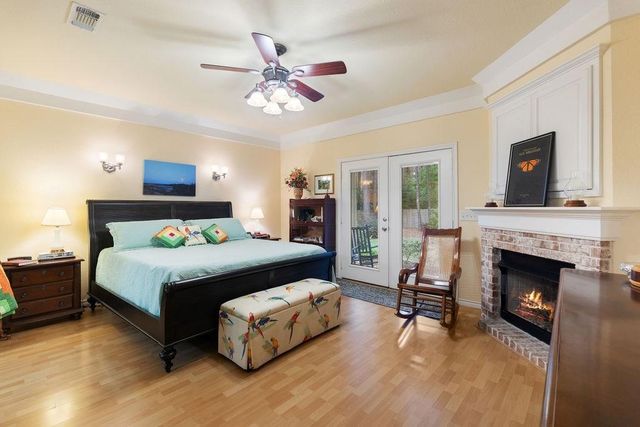 116 Creekwood Drive, Huntington, TX 75949