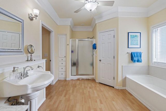 116 Creekwood Drive, Huntington, TX 75949