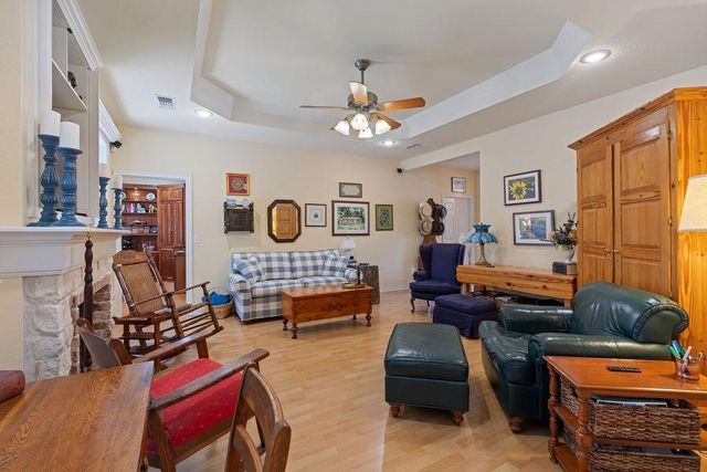 116 Creekwood Drive, Huntington, TX 75949