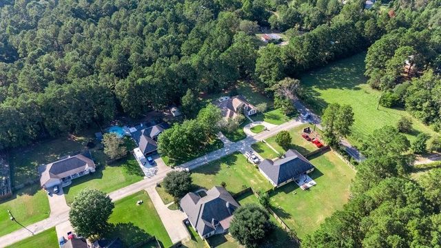 116 Creekwood Drive, Huntington, TX 75949