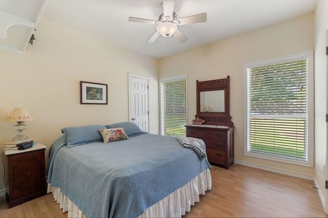 116 Creekwood Drive, Huntington, TX 75949