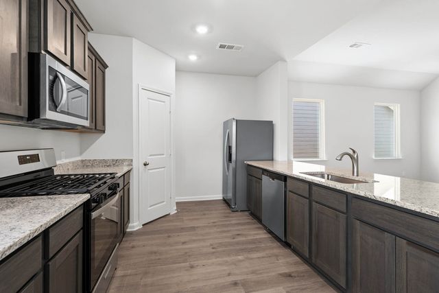 9612 Stranton Drive, Fort Worth, TX 76140