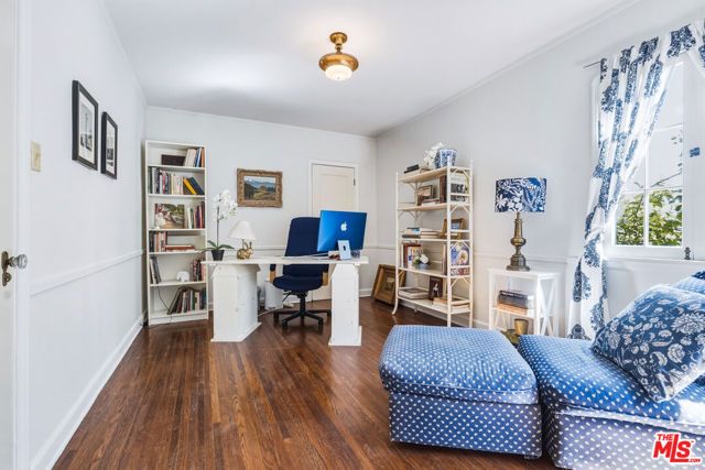 1242 N Isabel Street, Glendale, CA 91207