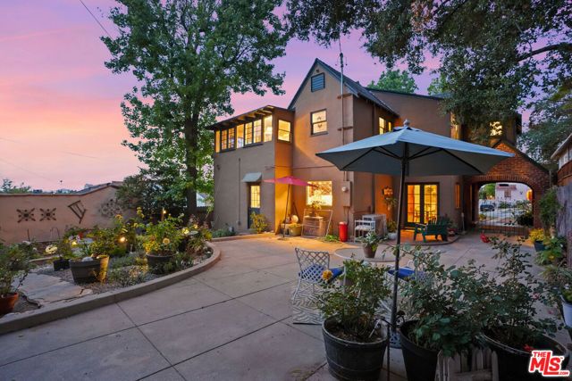 1242 N Isabel Street, Glendale, CA 91207