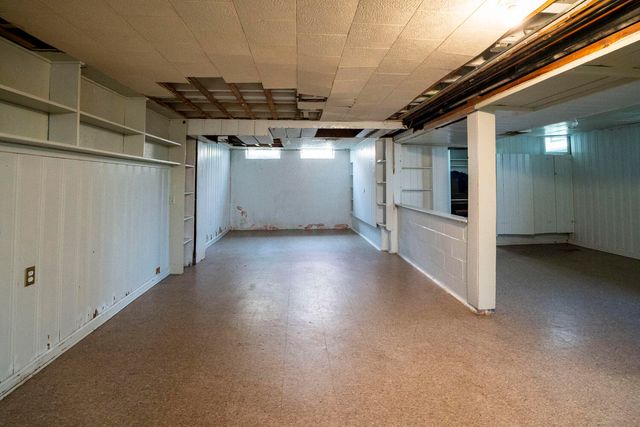 2631 Woodside Street, Dearborn, MI 48124