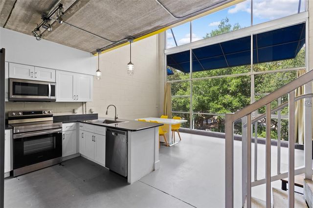 2515 SW 35TH PLACE 203, Gainesville, FL 32608