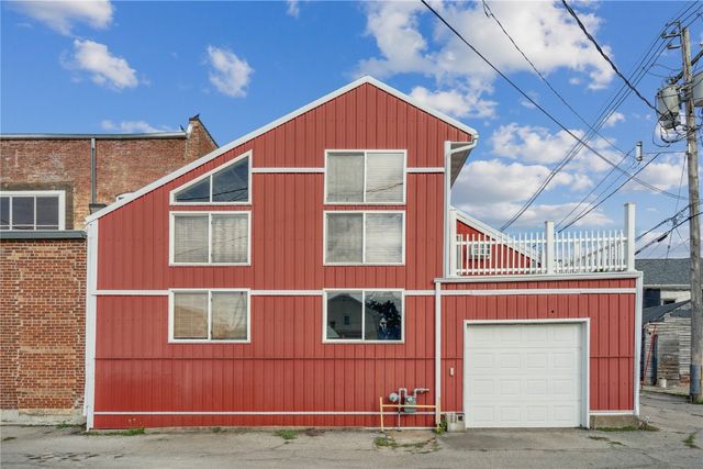 511 1st Ave, Vinton, IA 52349