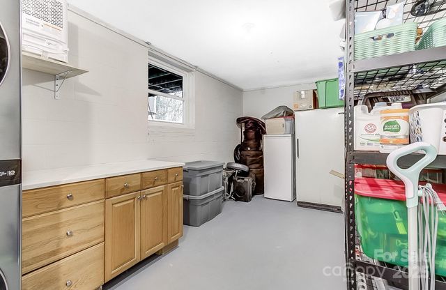 98 Brightwater Heights Drive, Hendersonville, NC 28791