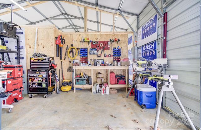 98 Brightwater Heights Drive, Hendersonville, NC 28791