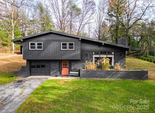 98 Brightwater Heights Drive, Hendersonville, NC 28791