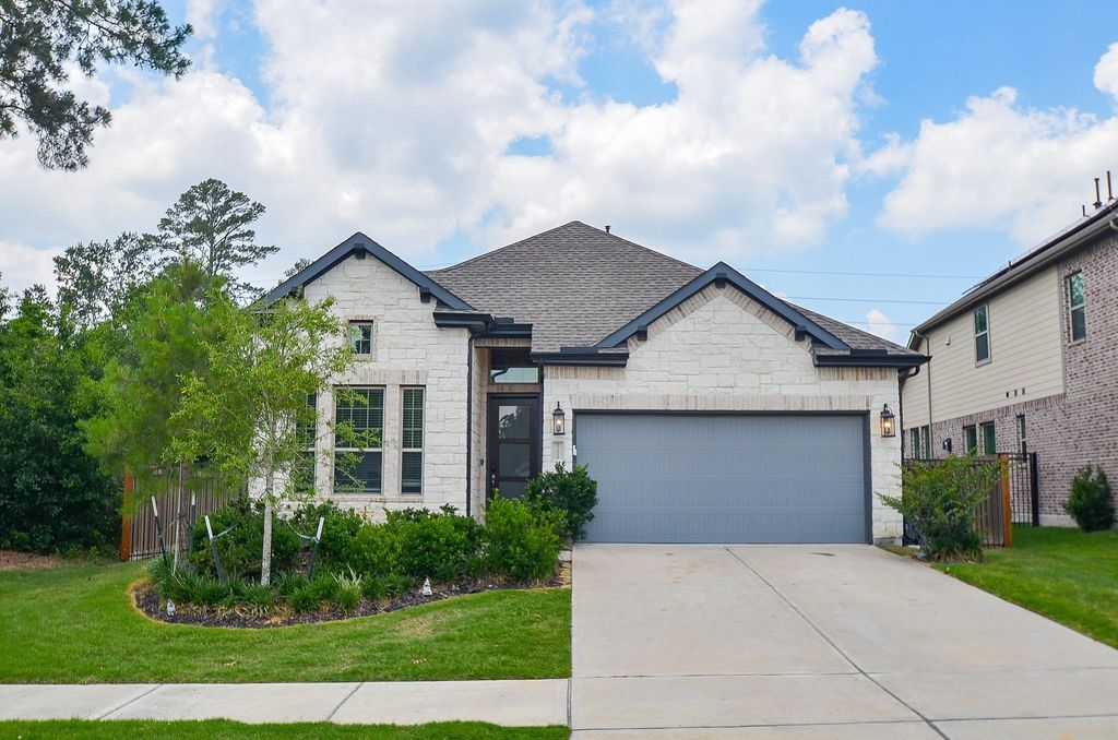 27026 Golden Knoll Drive, Magnolia, TX 77354