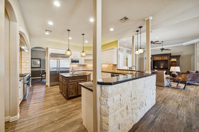 2511 Caney Creek Court, Richmond, TX 77406