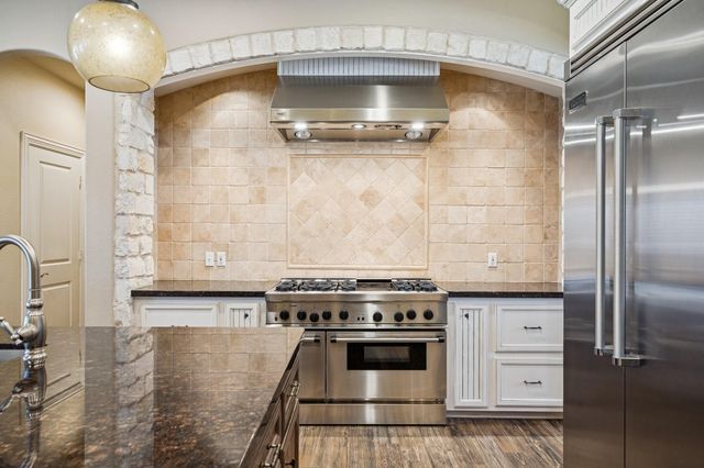 2511 Caney Creek Court, Richmond, TX 77406