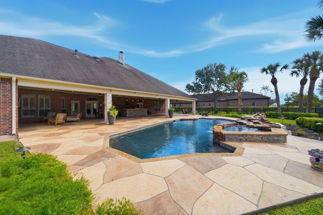 2511 Caney Creek Court, Richmond, TX 77406