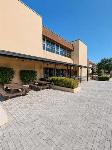 5820 N CHURCH AVENUE 129, Tampa, FL 33614