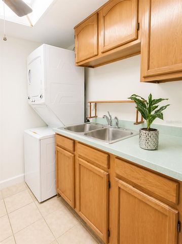 5820 N CHURCH AVENUE 129, Tampa, FL 33614