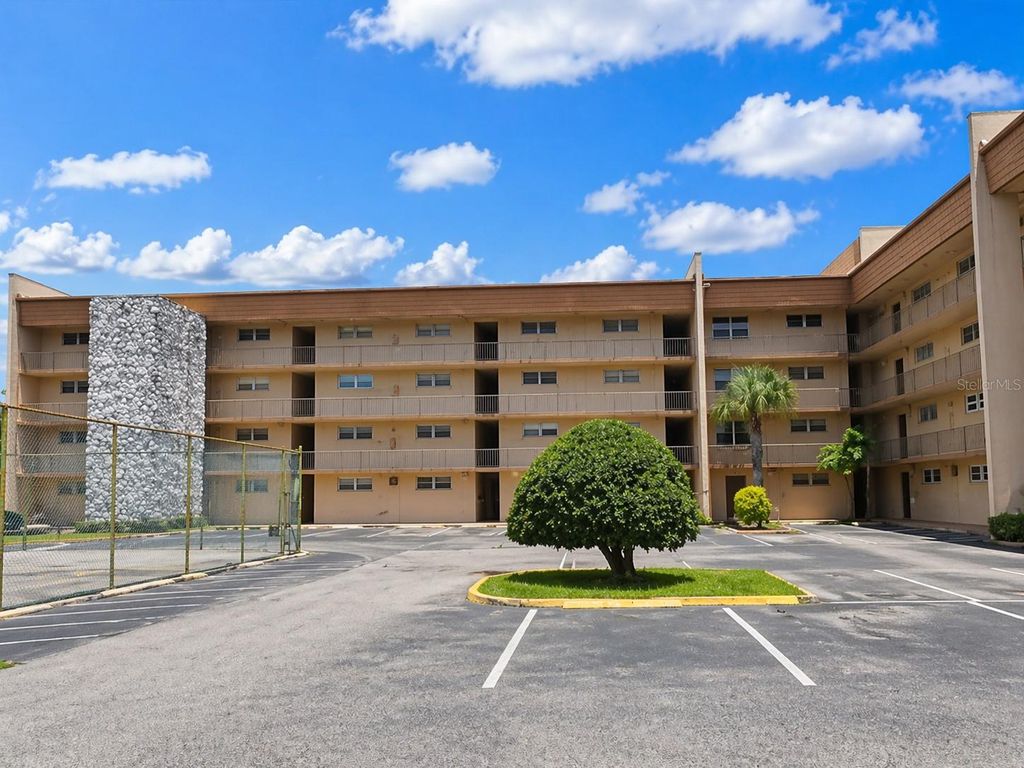 5820 N CHURCH AVENUE 129, Tampa, FL 33614