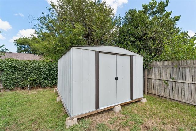 2609 SW 92nd Street, Oklahoma City, OK 73159
