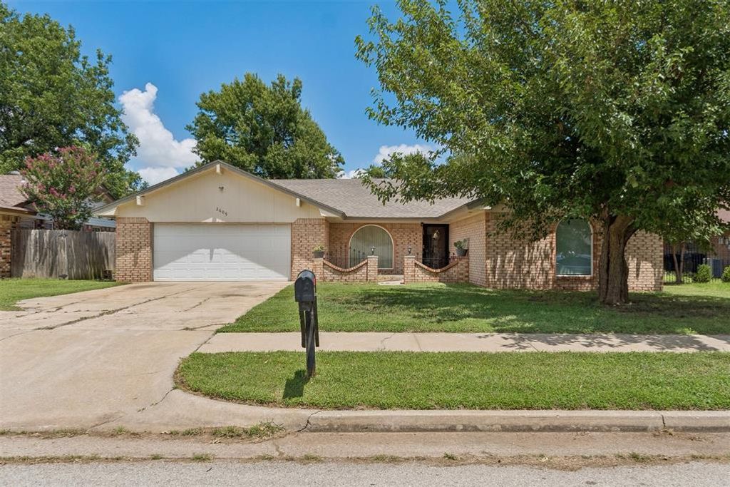 2609 SW 92nd Street, Oklahoma City, OK 73159