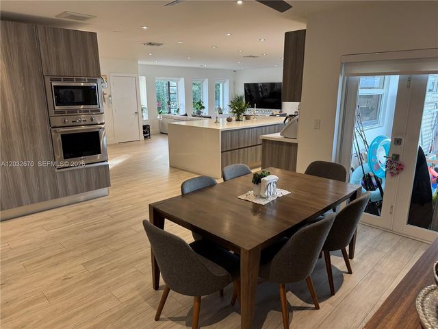 13305 Biscayne Island Ter, North Miami, FL 33181